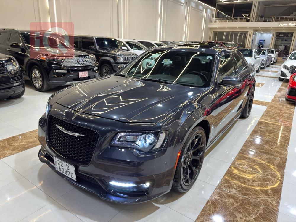 كرايسلر 300